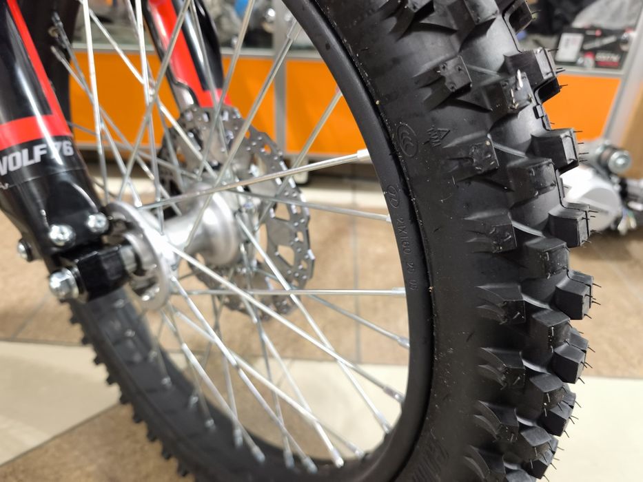 Мотоцикл Hammer Enduro Wolf 76 с цепным 175 двигателем