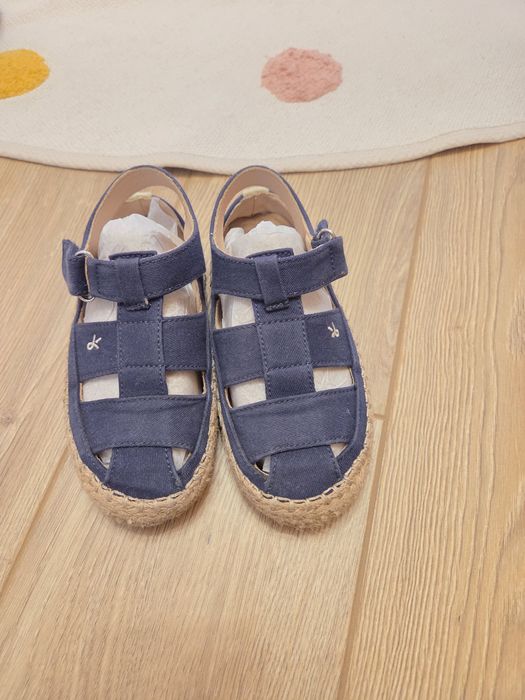 Sandale EMU Australia fetite mărimea 27