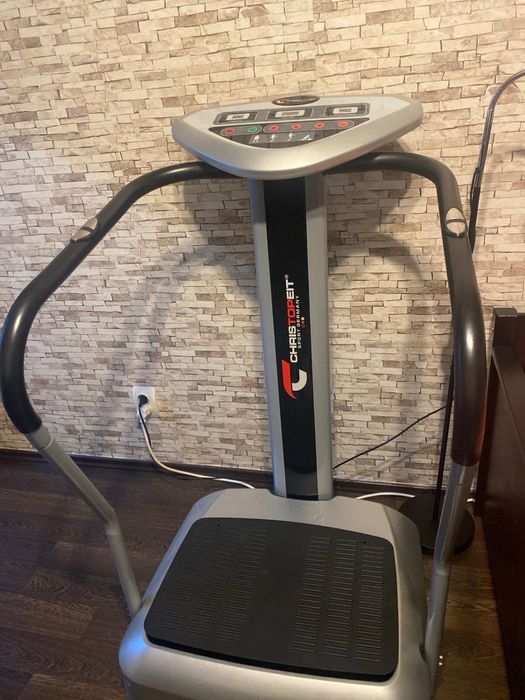 Aparat de vibromasaj