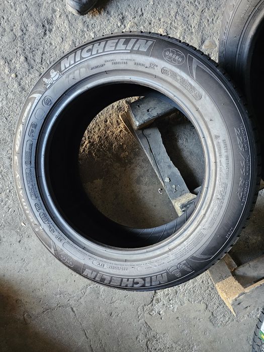 4 anvelope vara 225 55 17 Michelin Runflat  7mm