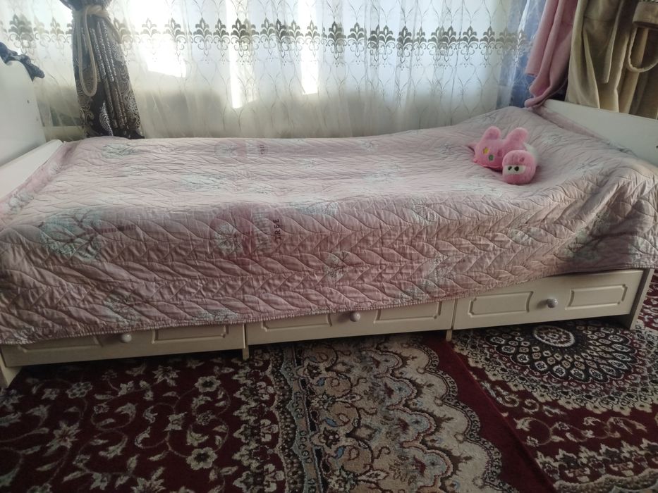 Kravat sotiladi holati yaxshi