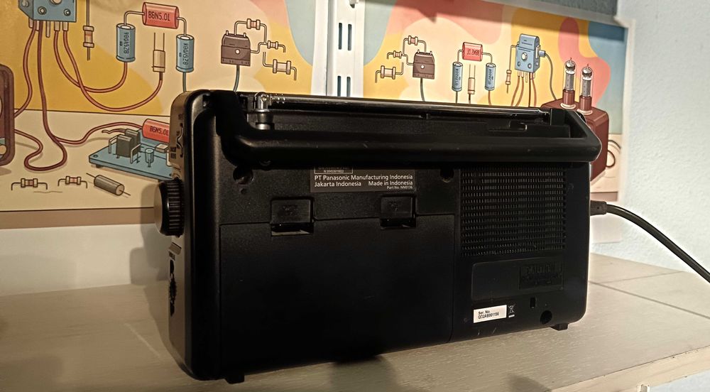 World radio Panasonic RF3700 GX700 (Matsushita)