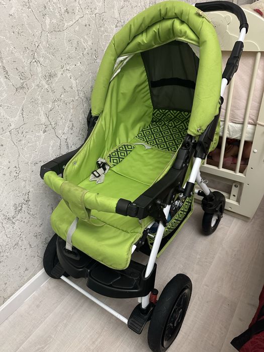 Продается коляска в отличном состоянии