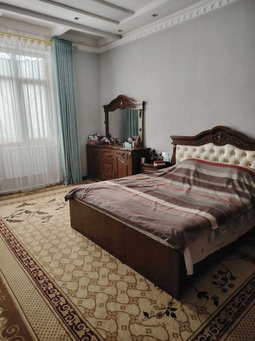 Toshkent viloyati Zangiota tumani O‘rtaovul qo‘rg‘oni Obod 32 uy