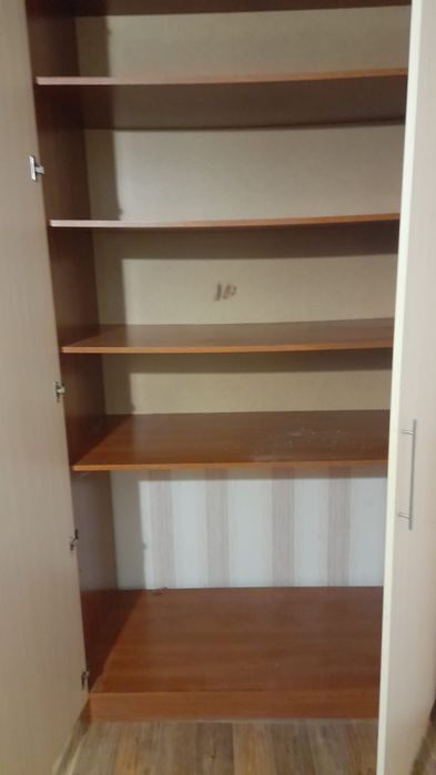 Продам шифоньер