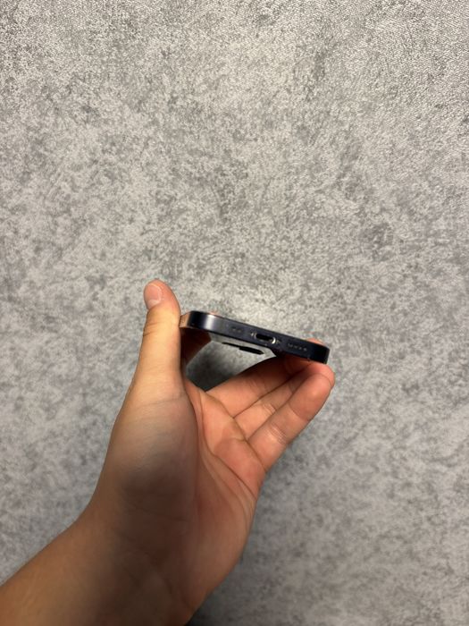 Продам iPhone 12 mini