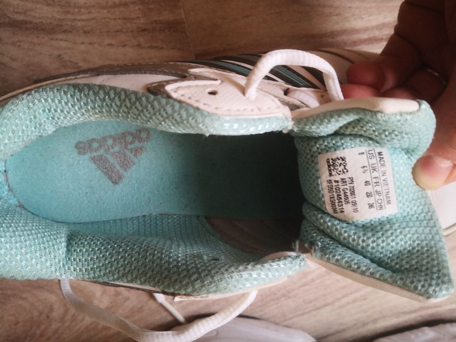 Ghete adidas dama mărimea 40
