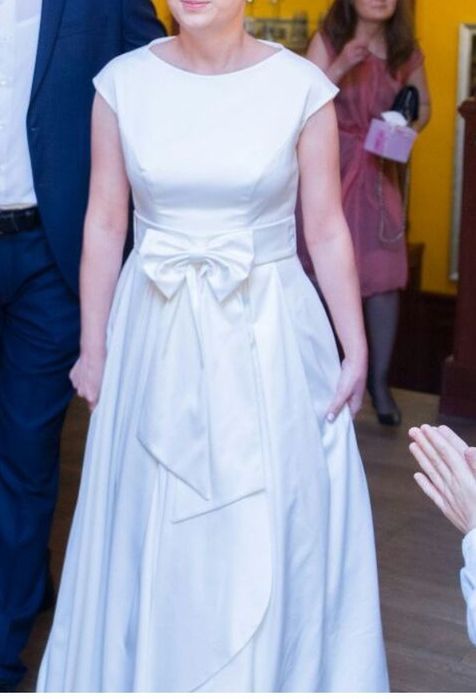 Платье цвета айвори