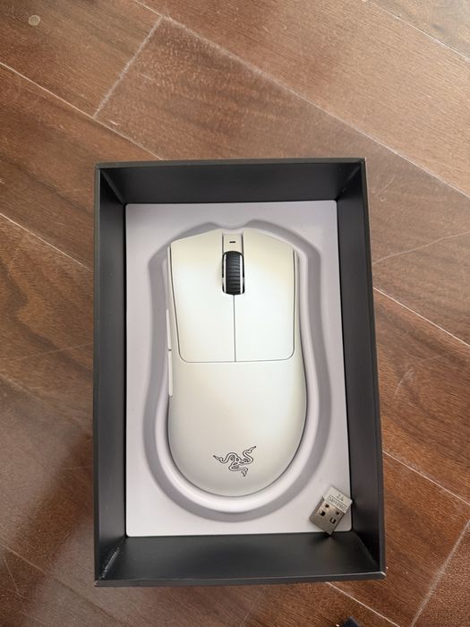 Продам Razer Deathadder V3 Pro