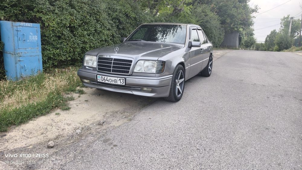 Мерседес w124E 3.2