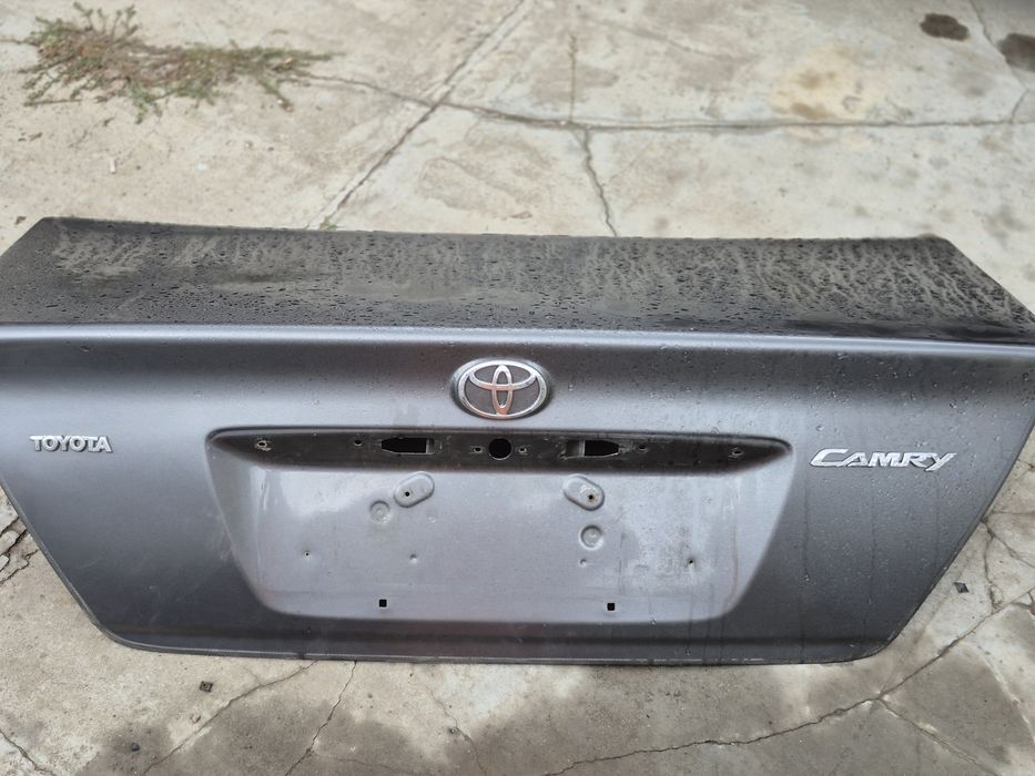 Продам капот и заднее стекло от тойота камри 35всё целое в рабочем сос