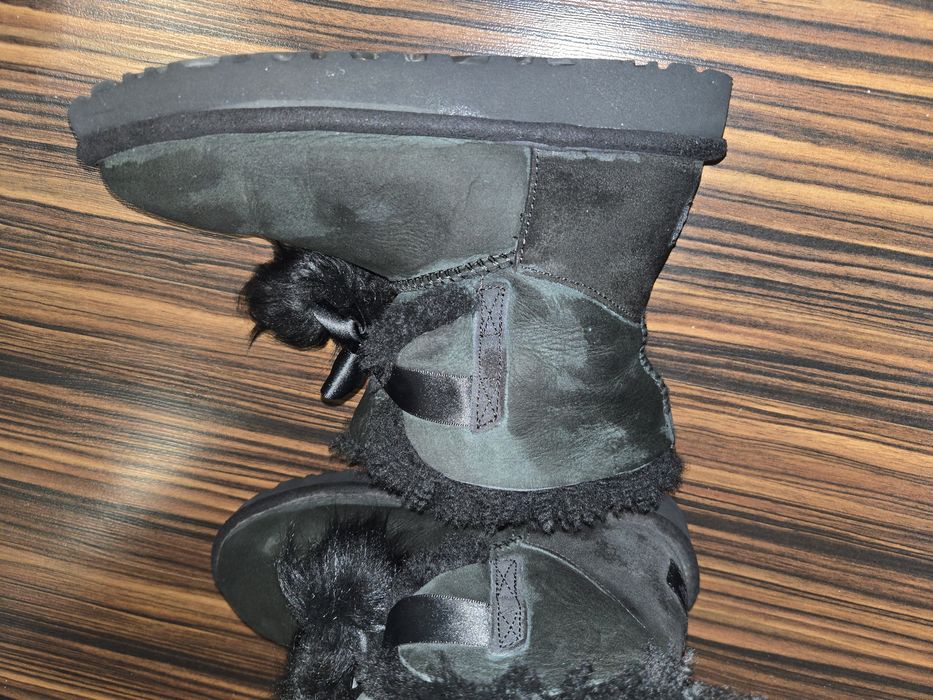 Велурени боти UGG Gita, Черени