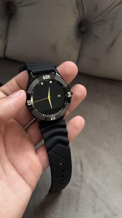 smartwatch barbatesc