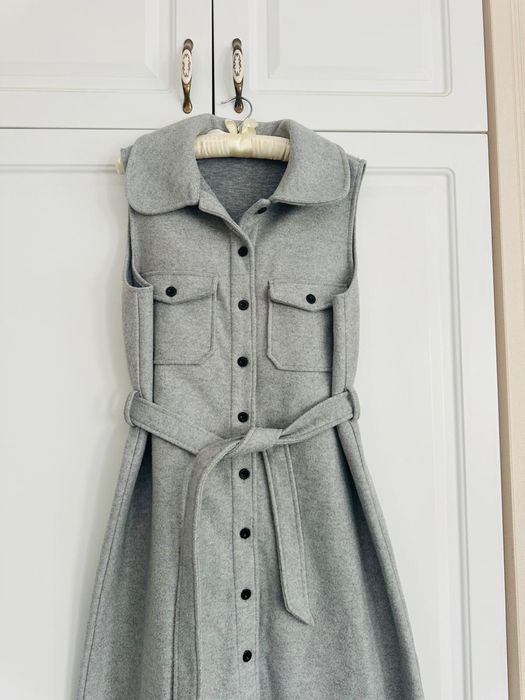 Vesta lunga , masura S / M , calduroasa stil Massimo Dutti