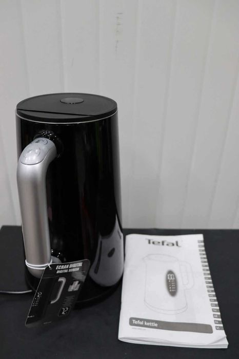 TEFAL Smart'N Light, Електрическа Кана KO851830, 1.7л., Черна