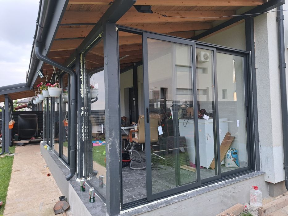 Închideri terase cu usi glisante