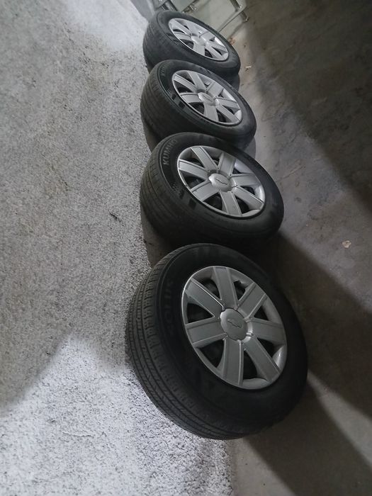 Продаётся балоны диски калпаки от Ласетти !!!