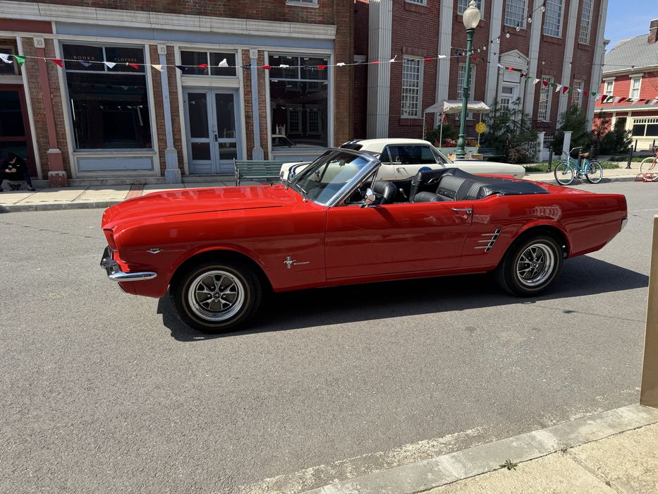 Inchiriez Masina de epoca decapotabila, nunti evenimente sedinte foto