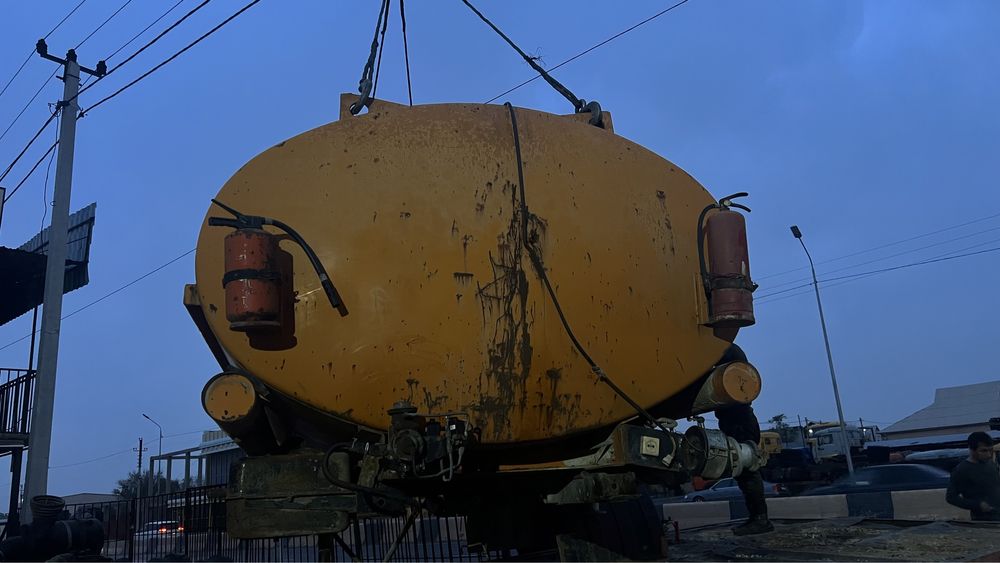 Бензовоз 11 куб.