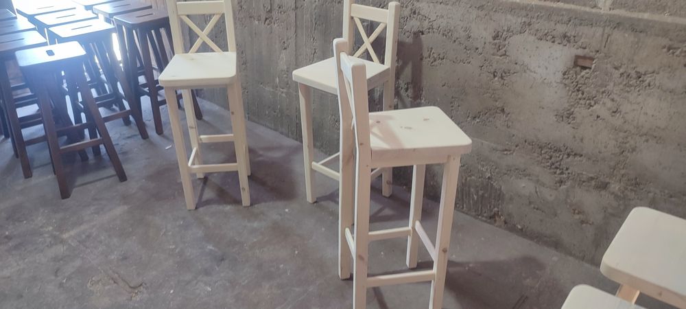 Бар столове с облегалка