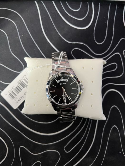 Часы casio с гарантией на год