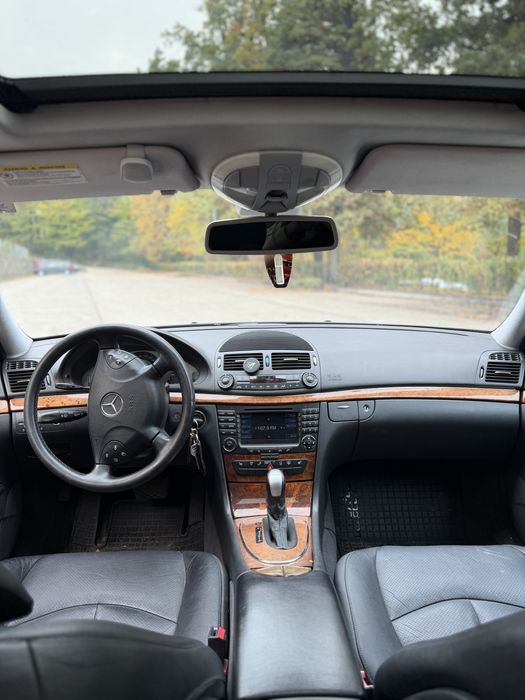 Mercedes-Benz W211 Avantgarde