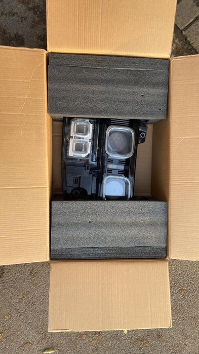 Land Rover Defender Задний Фонарь