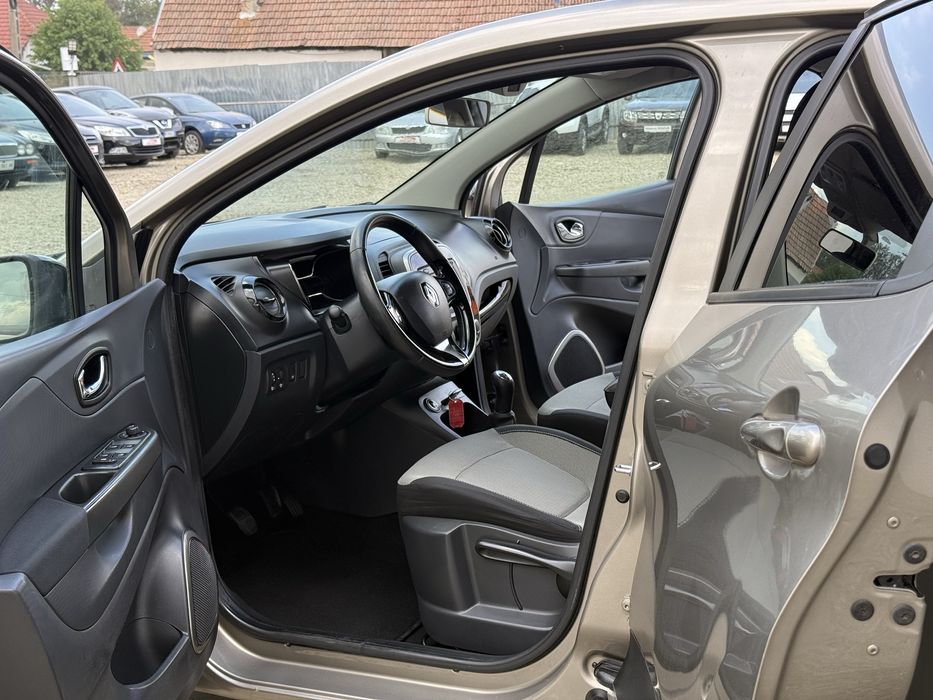 Renault Captur 1.5 DCi 90 CP Euro 6B 11/2016 SE POATE IN RATE