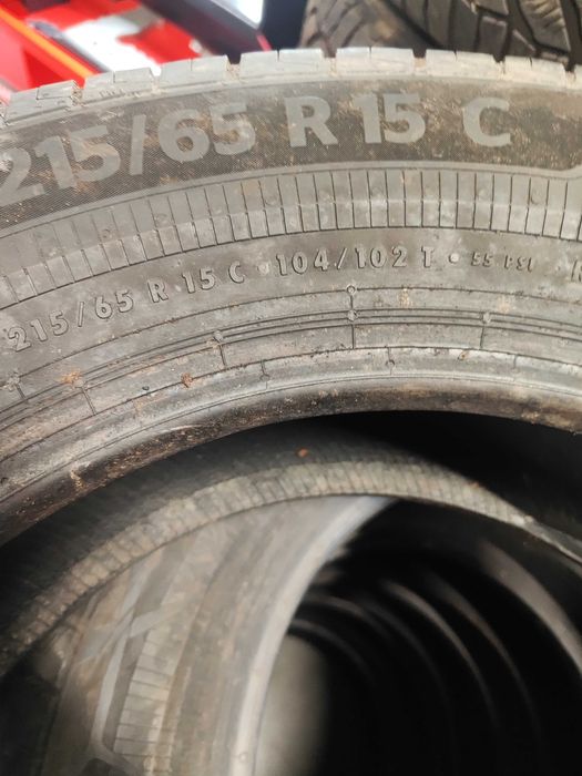 4бр.летни гуми 215/65/15C Continental