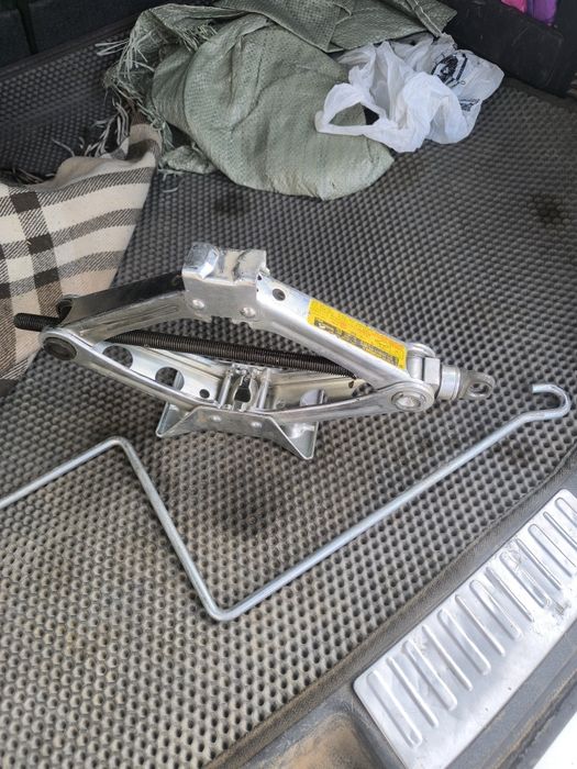 Домкрат данкрат донкрат honda