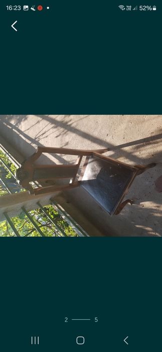 Vând tv,radio,aparat foto.