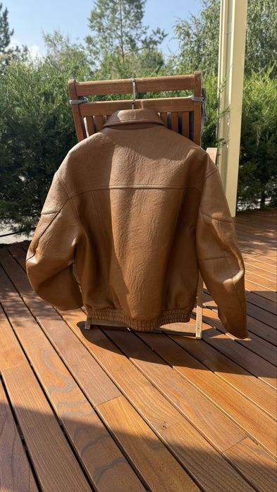 Кожаный бомбер рыжий