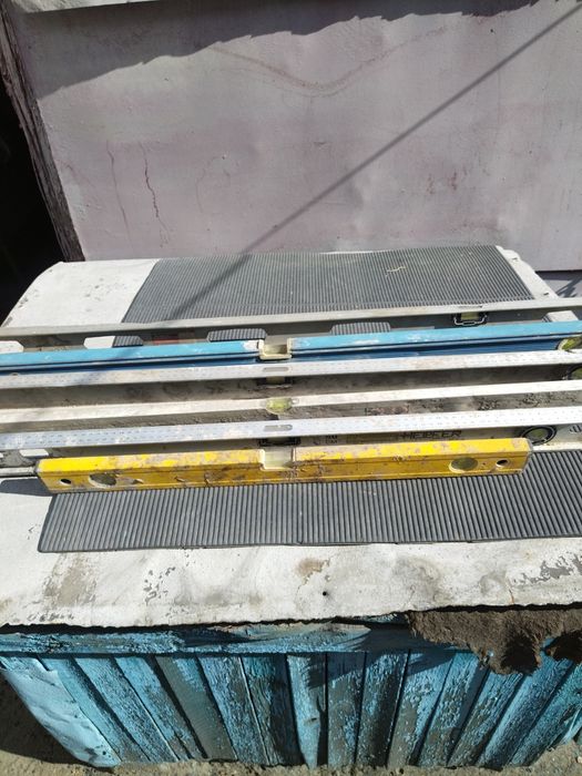 Продам строительные уровни