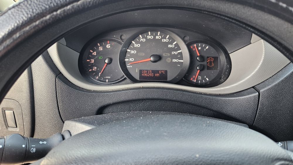 Vând Renault Master