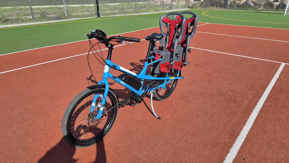 Bicicletă Cargo Electrică Yuba Kombi – Longtail, 2 Scaune Copii, Motor Central