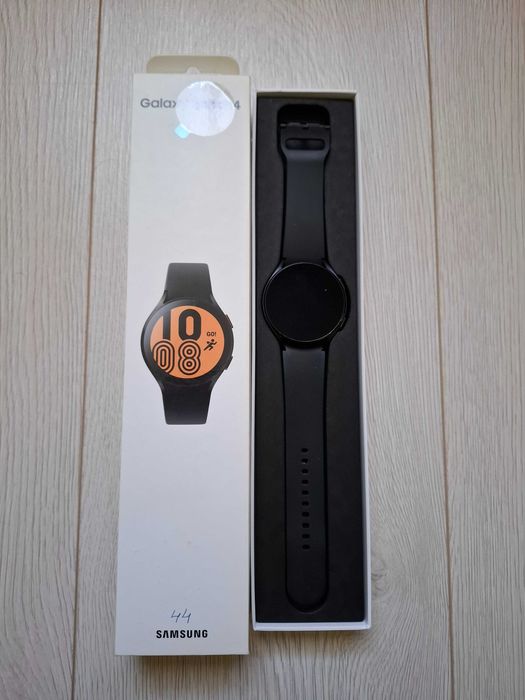 Samsung Galaxy Watch4/ 44mm LTE Black
