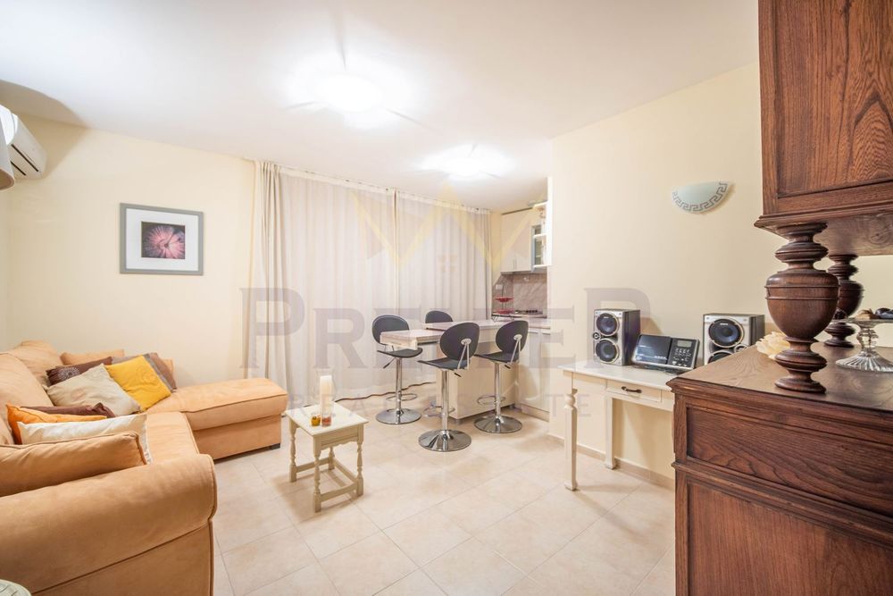 Продава се Многостаен апартамент в Свети Влас - 208 кв.м за 687 €/кв.м - Снимка #8