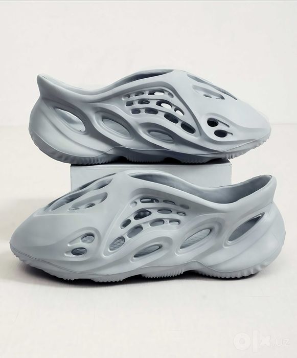 ADIDAS Yeezy Foam Runner