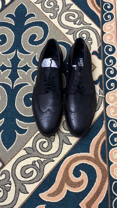Мужские туфли новые