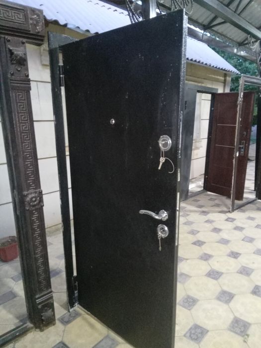 Бу темір есіктер