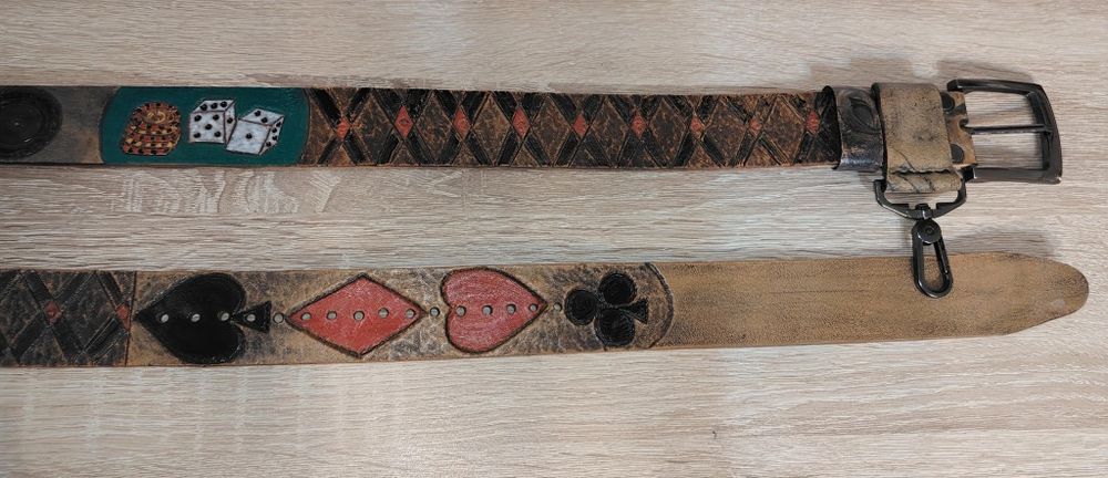 Curea rezistenta piele naturala sculptată manual moto/poker