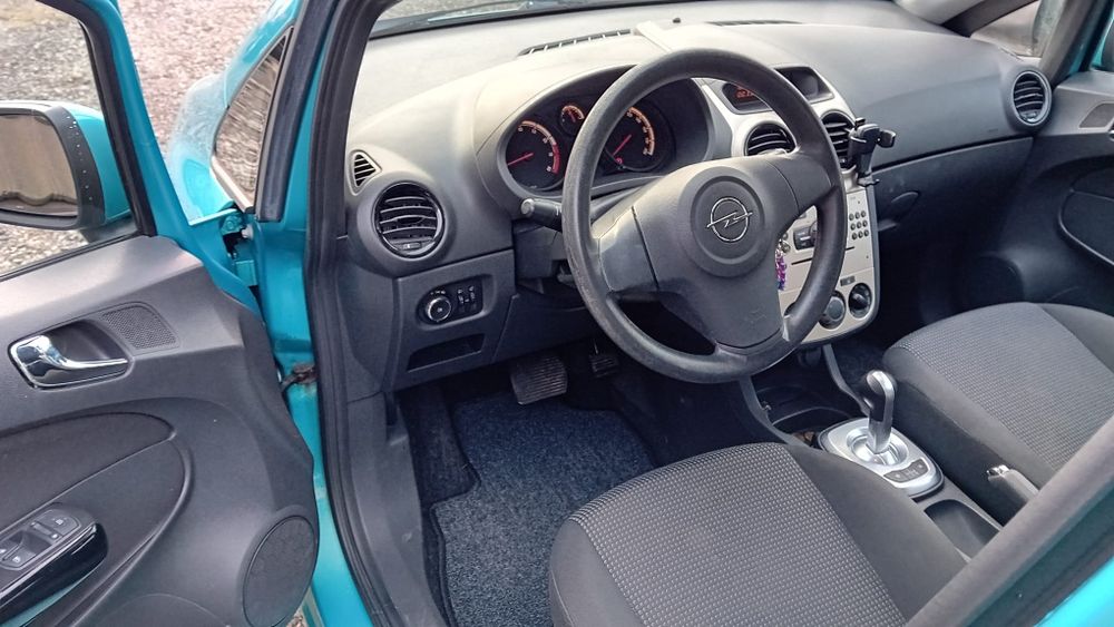 Vand Opel Corsa D 1.2 2010 - cutie automata !