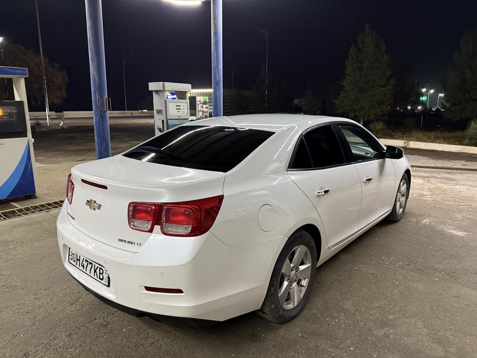 malibu 1  2 chi pazitsiya