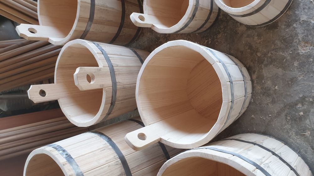 Ciubar. Putină brânză. Putina borș. Budaca,galeti de muls,