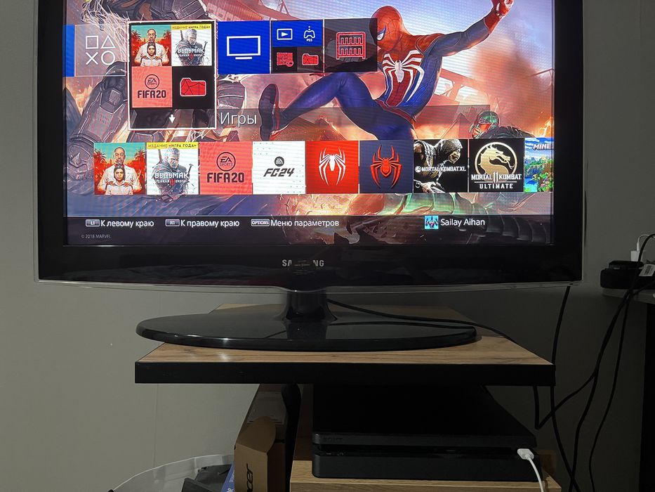 продам ps4 slim 1 терабайт
