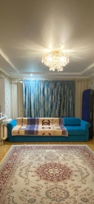 Продаю диван. Самовывоз