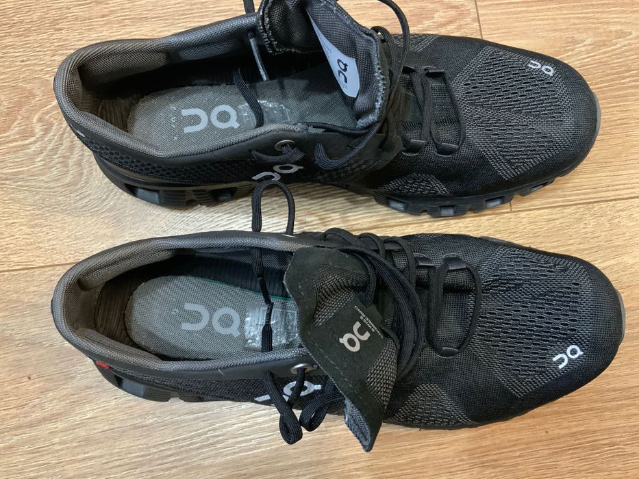 On Cloud-оригинални обувки 42 размер