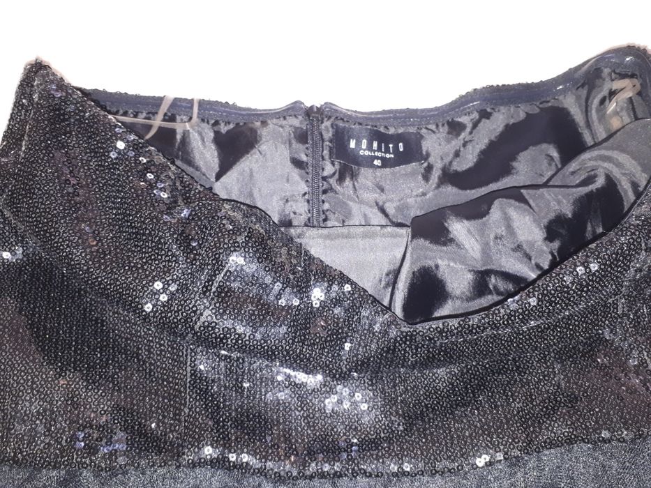 Продавам парти рокля MOHITO номер 40