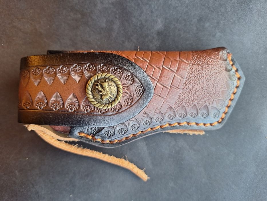 Сгъваем нож-дамаска стомана VG-10 с кожена кания