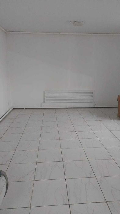 Продается коммерческое помещение п. Сарыколь